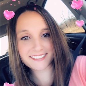 Meet your Posher, Halleta